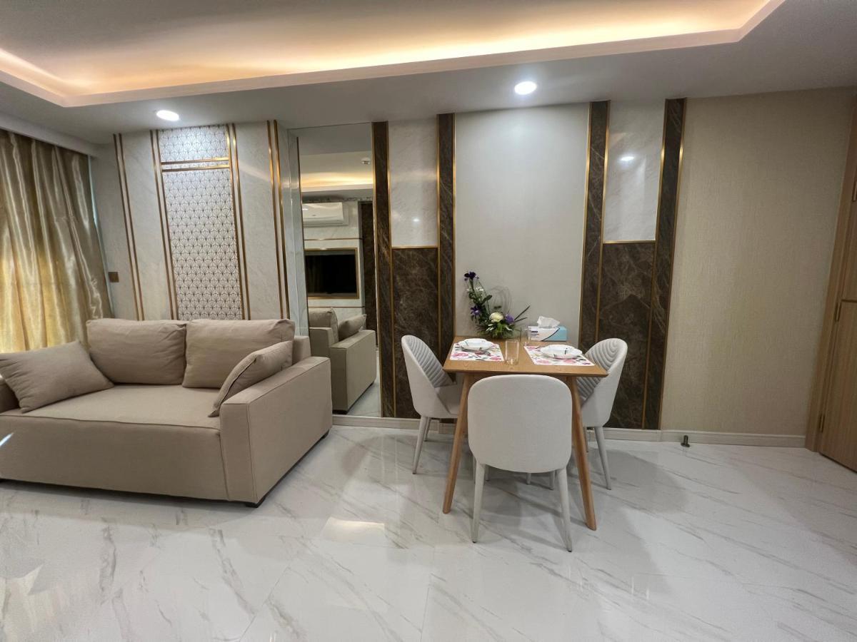 Romantic Beach Apartment芭堤雅水系高档酒店式公寓可做饭 Jomtien Beach Exterior foto